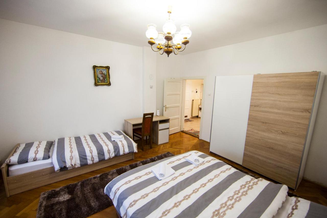 Apartman Kuca 150 Mala Subotica Exteriör bild