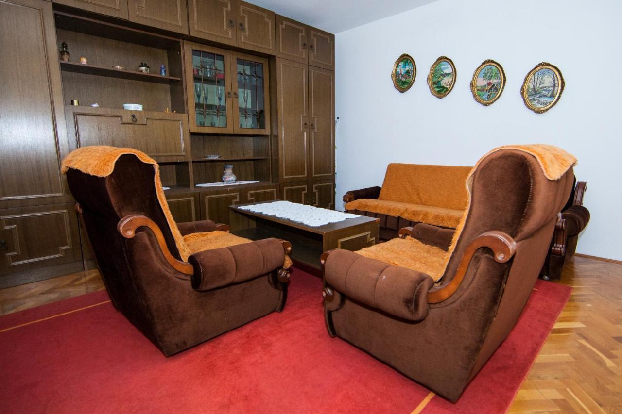 Apartman Kuca 150 Mala Subotica Exteriör bild