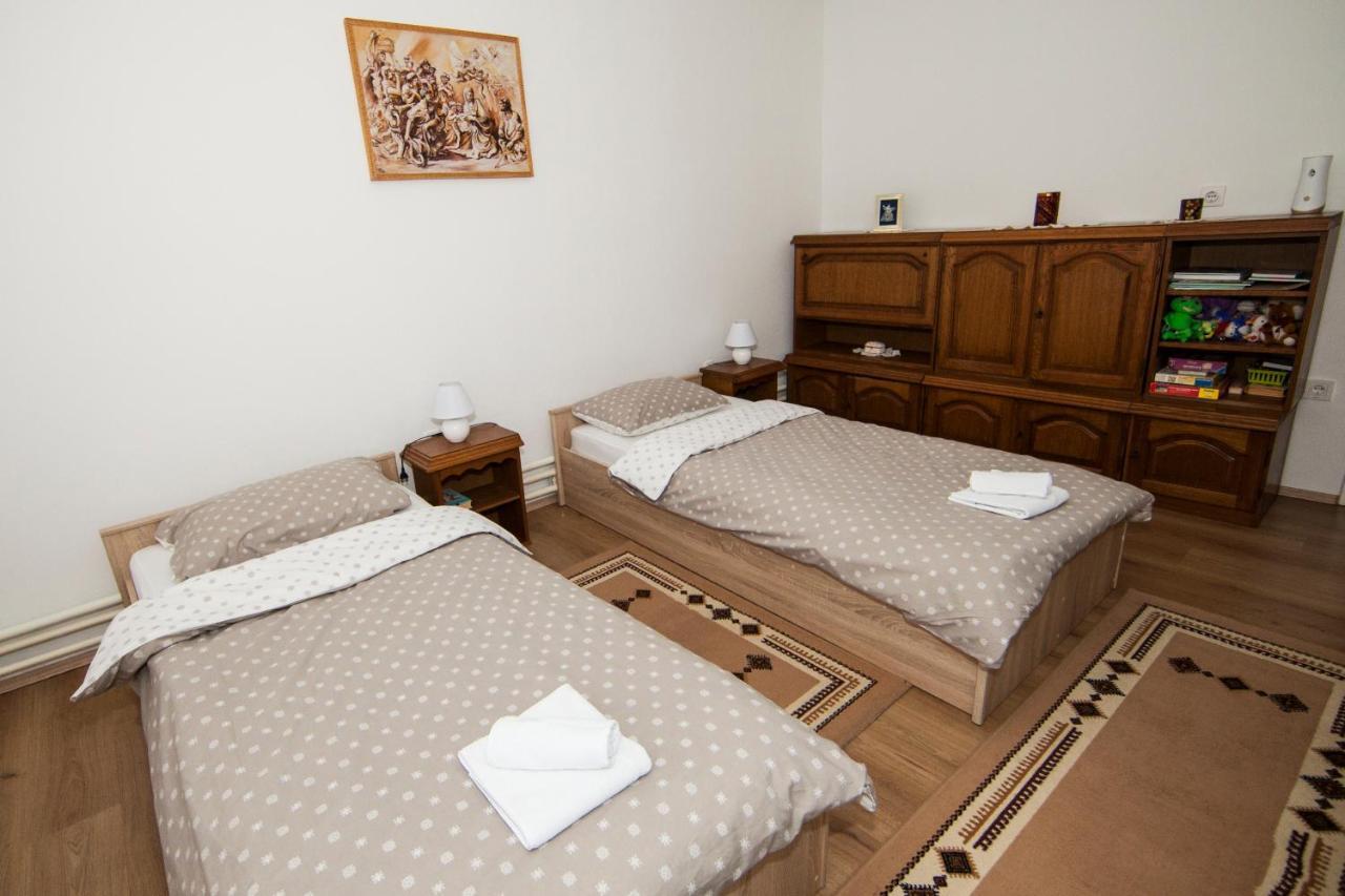 Apartman Kuca 150 Mala Subotica Exteriör bild