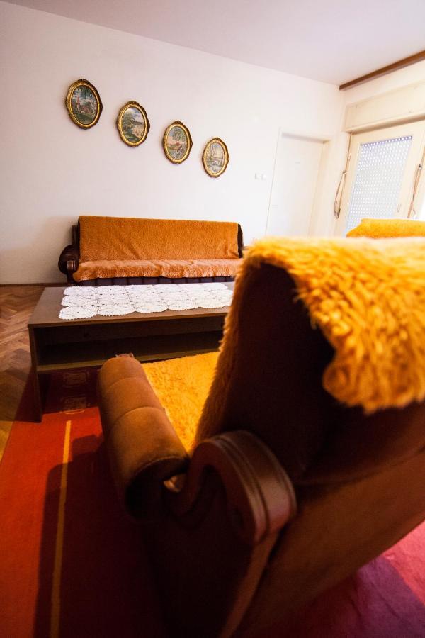 Apartman Kuca 150 Mala Subotica Exteriör bild