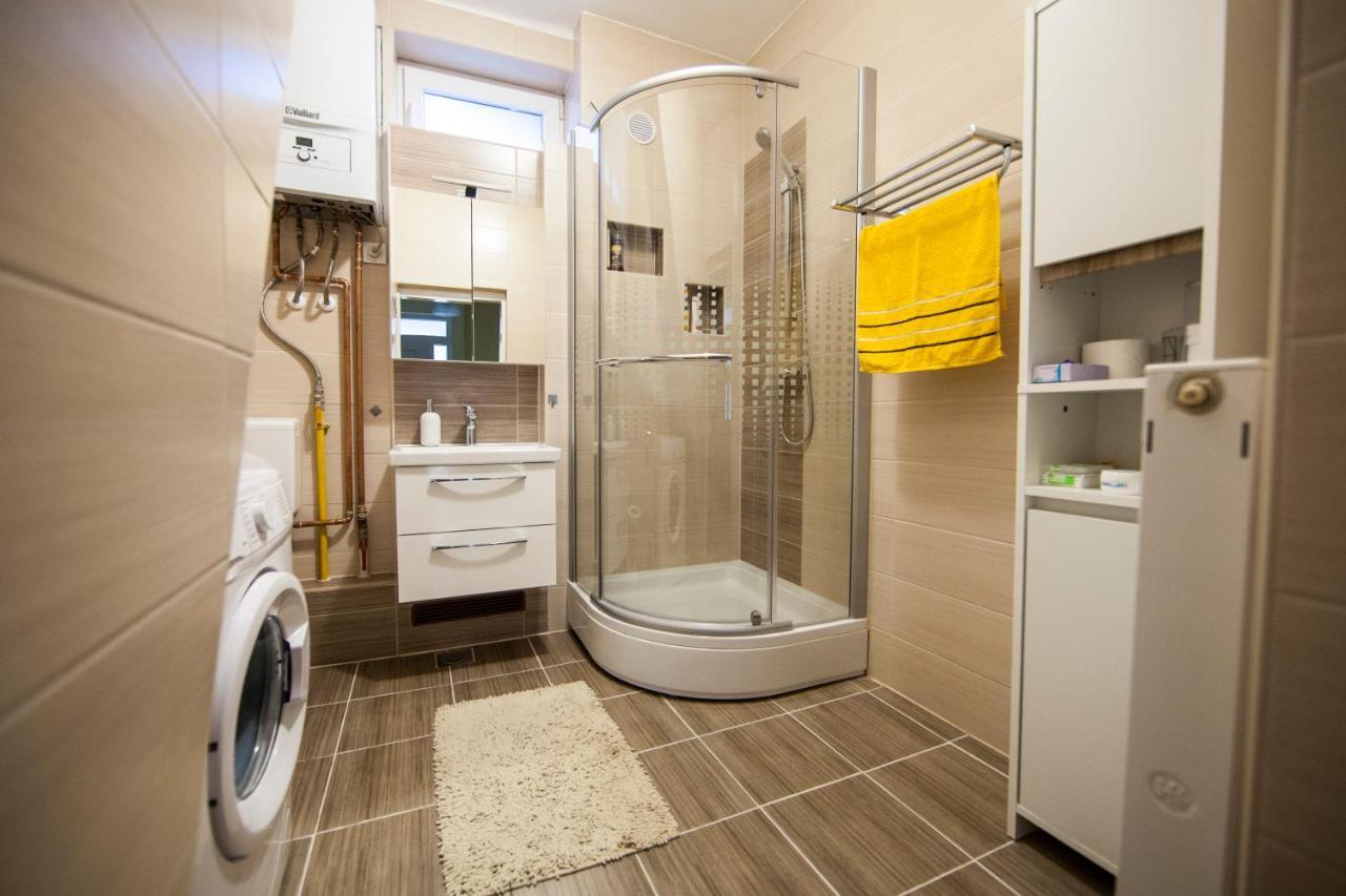 Apartman Kuca 150 Mala Subotica Exteriör bild