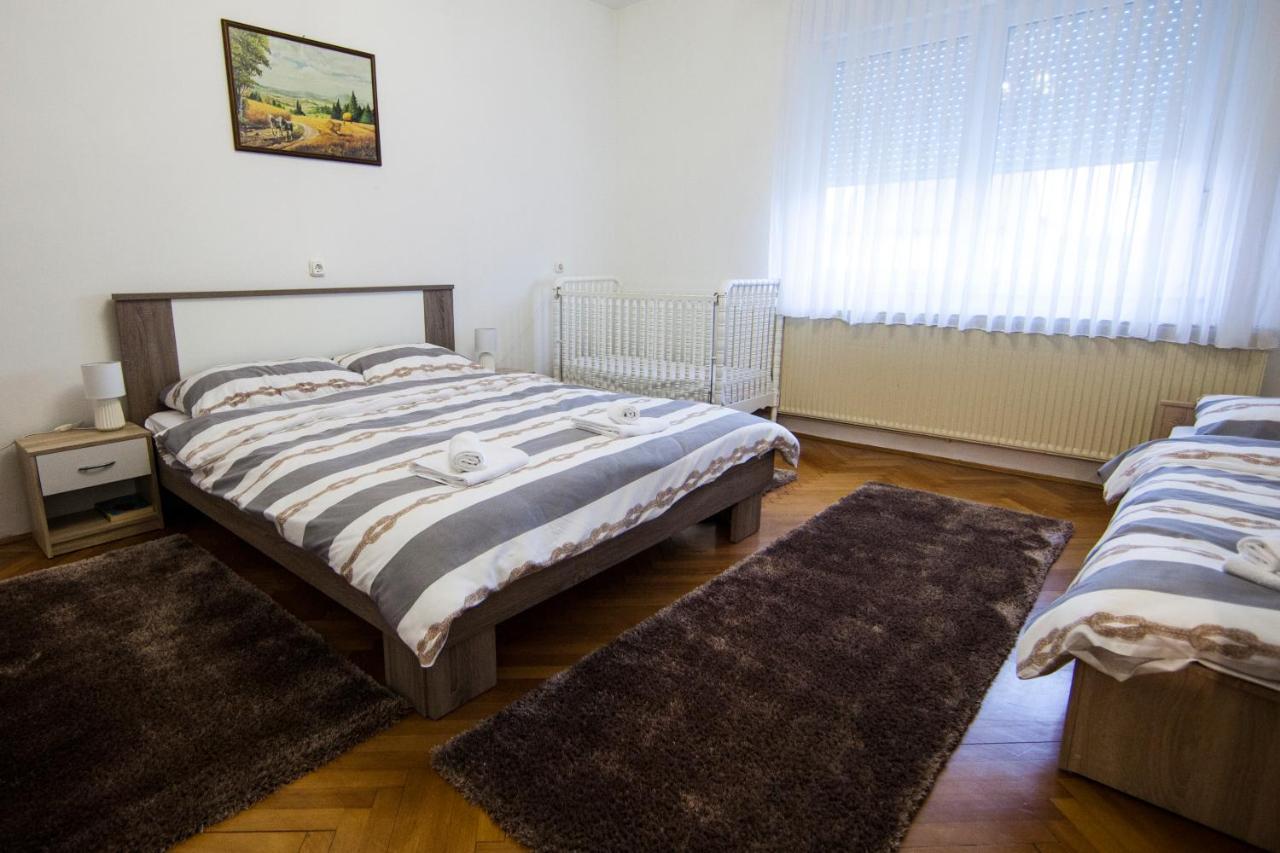 Apartman Kuca 150 Mala Subotica Exteriör bild